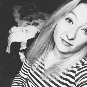 Meet your Posher, Kacee